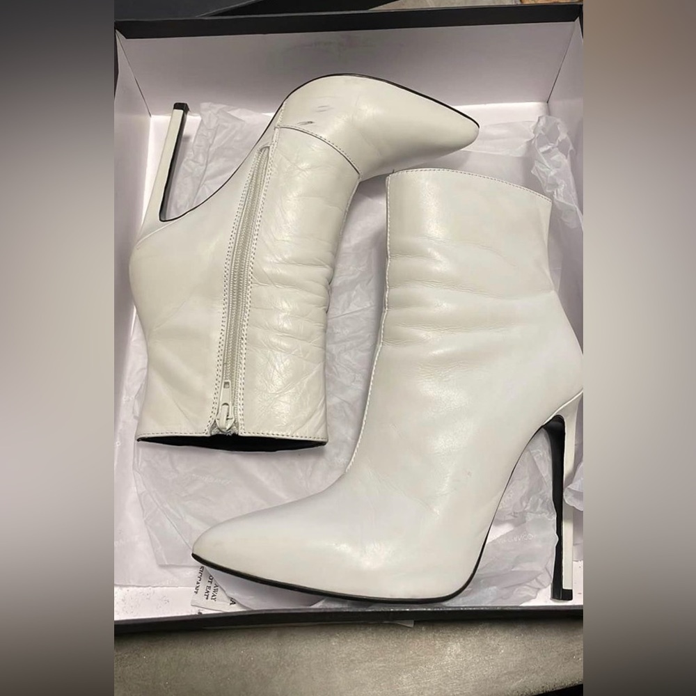 Tony Bianco Freddie Bootie - size 7